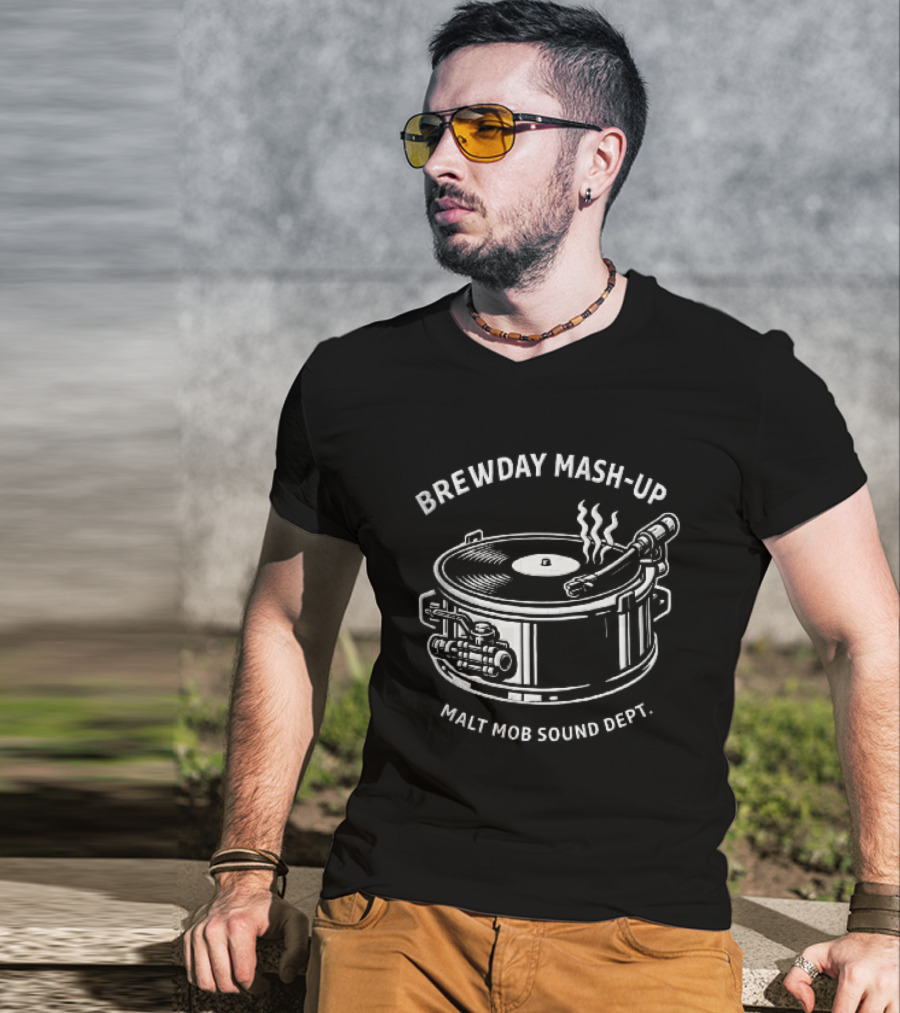 Brewday Mash Up Malt Mob Sound Dept Vinyl Record Player Brewing Kettle Steam T-Shirt
