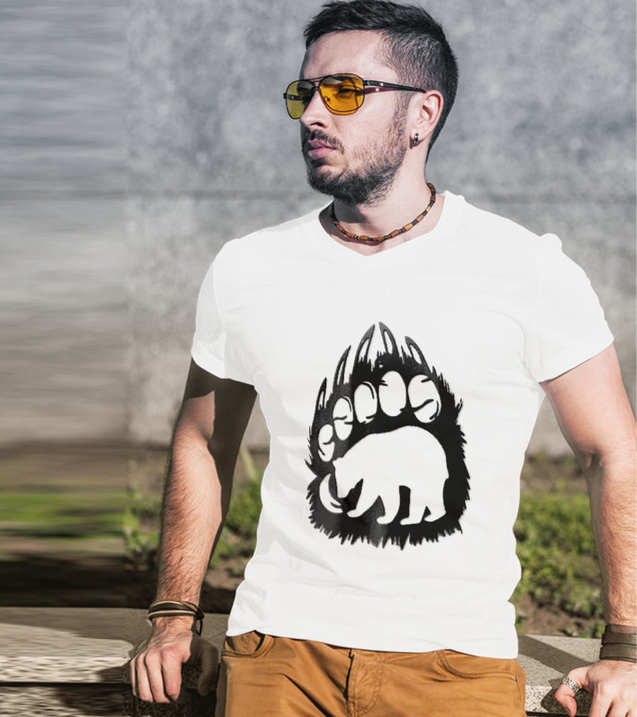 Black Sharp Clawed Grizzly Bear Paw Walking Silhouette Animal Print T-Shirt