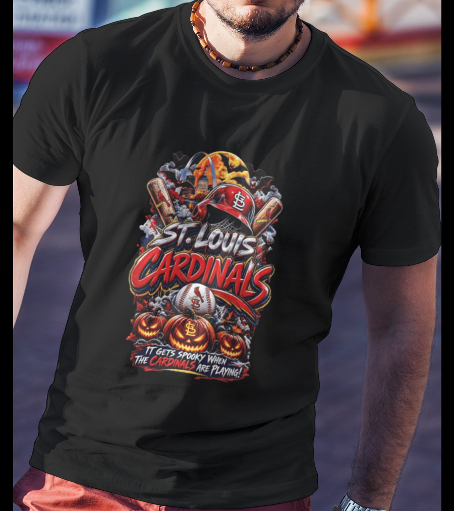 St. Louis Cardinals Halloween Spooky Baseball Theme With Pumpkins And Bats T-Shirt