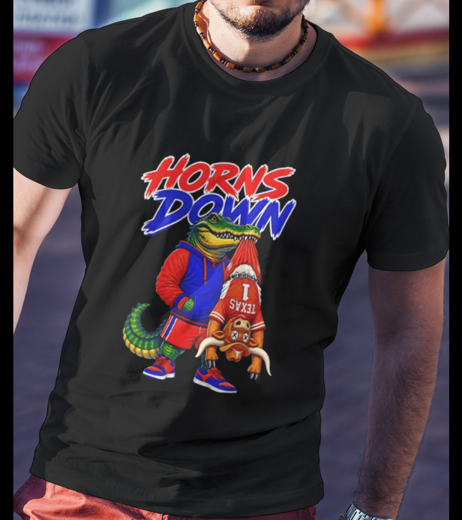 Horns Down Florida Gators Holding Texas Longhorns T-Shirt
