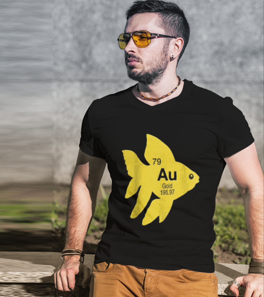 Periodic Table 79 Au Gold Fish Element 196.97 T-Shirt