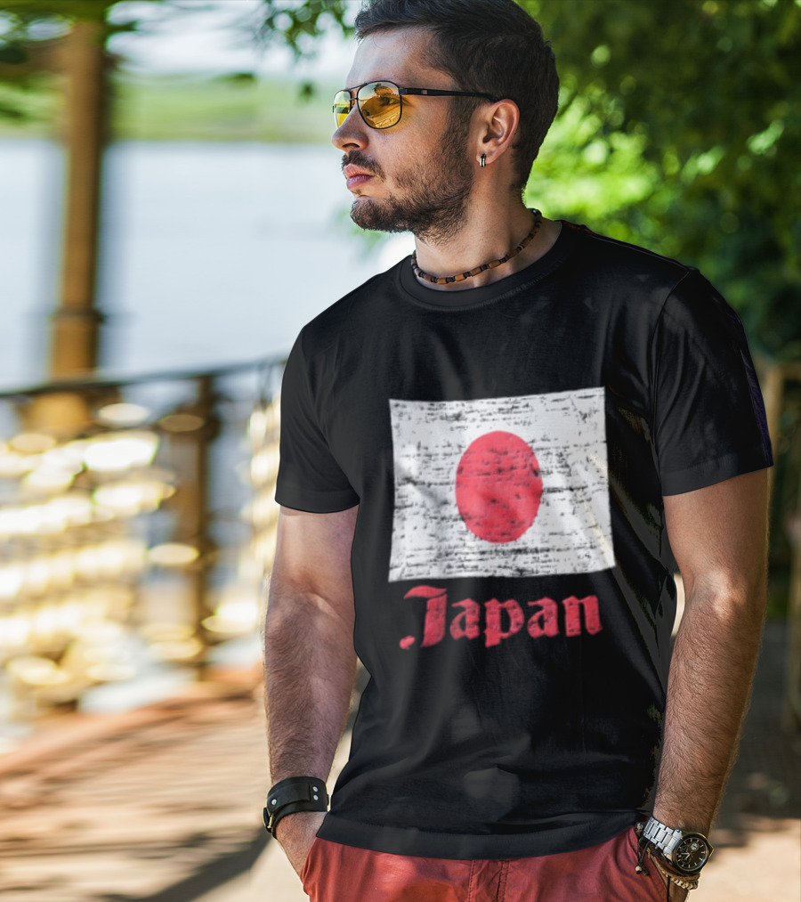 Japan Flag Distressed Style Red Dot Vintage Look T-Shirt