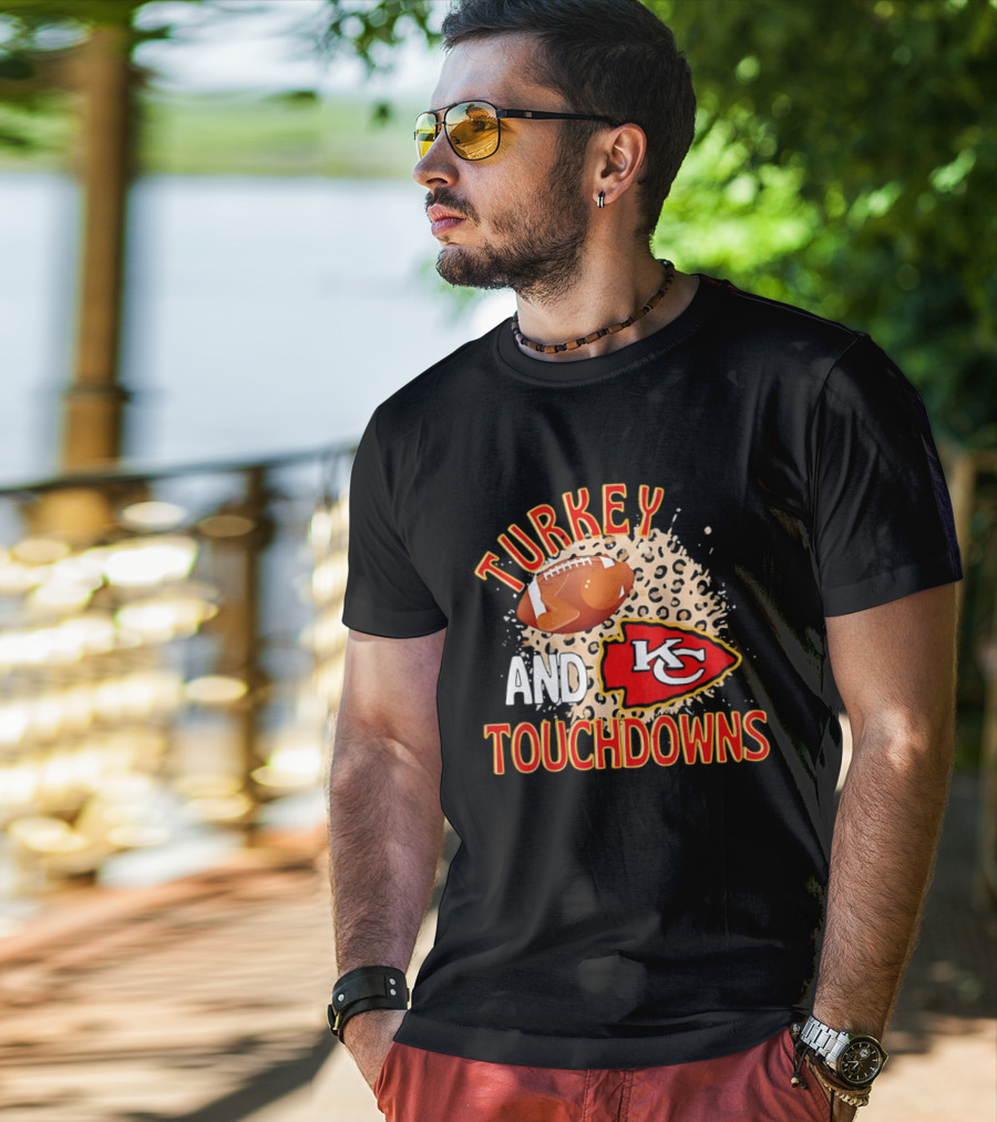 Turkey And Touchdowns KC Chiefs Football Thanksgiving T-Shirt