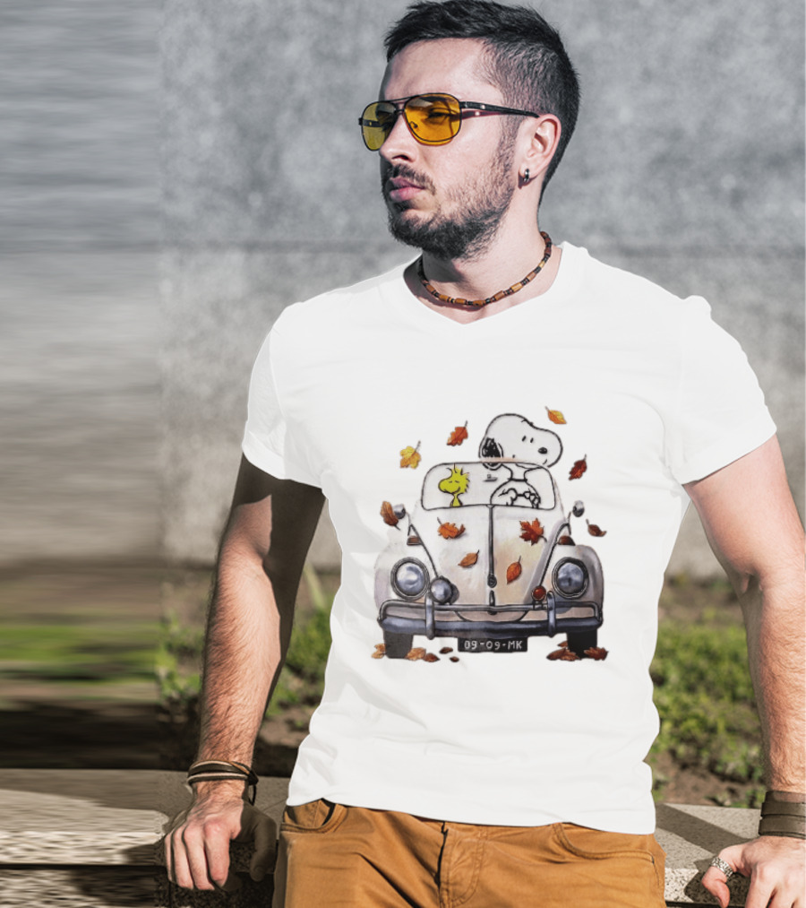 Peanuts Snoopy Woodstock Driving Car Autumn Leaves Watercolor Cartoon 09 Mk T-Shirt