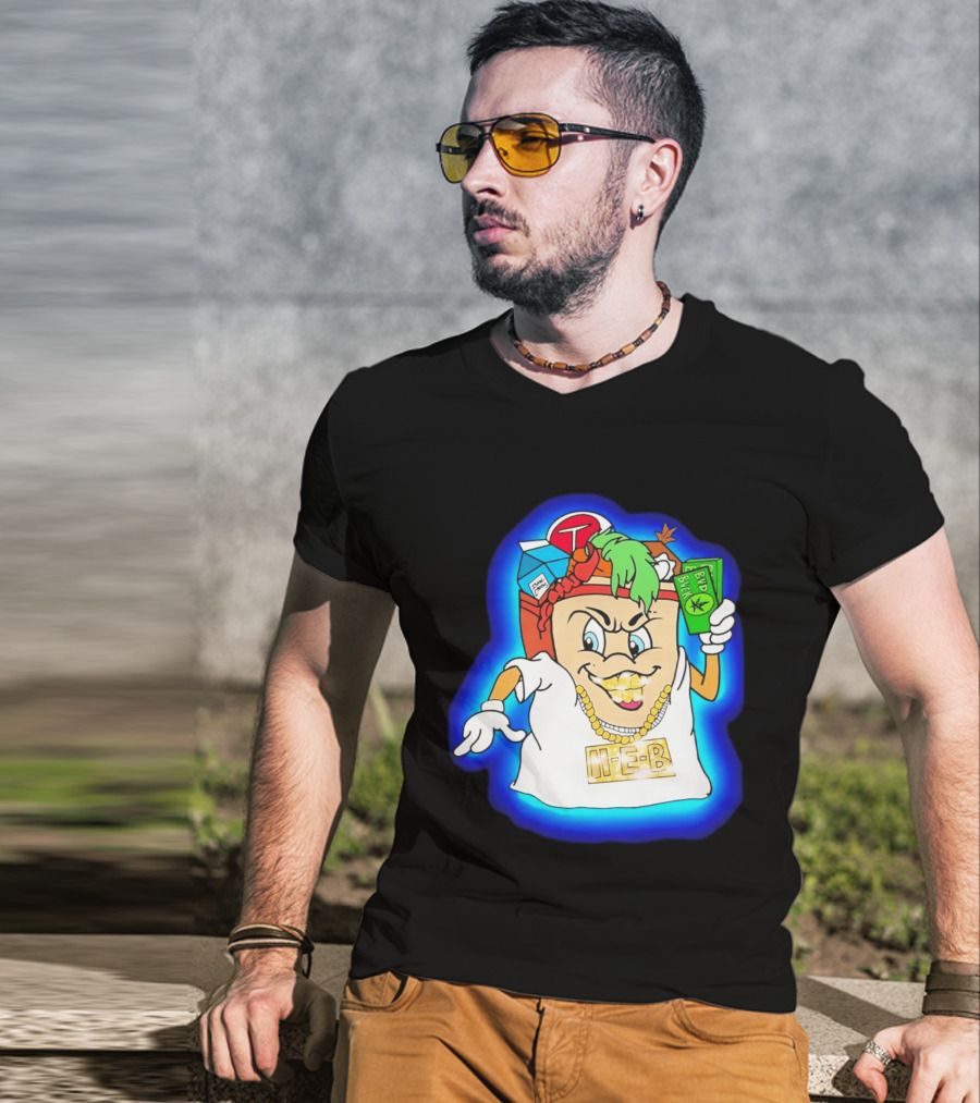 H E Buddy Bud Bucks Character Holding Bud Buck Bills And Wearing Gold Chain With Bling H E B T-Shirt
