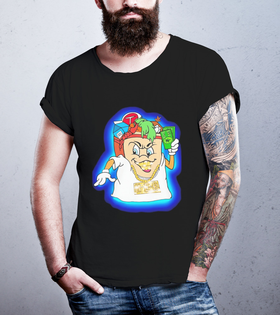 H E Buddy Bud Bucks Character Holding Bud Buck Bills And Wearing Gold Chain With Bling H E B T-Shirt
