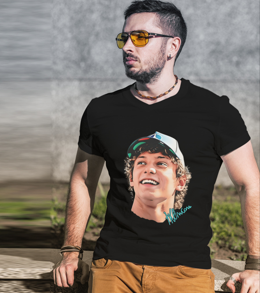 Kimi Antonelli F1 Team Smiley Big Head Signature Cap Racing T-Shirt