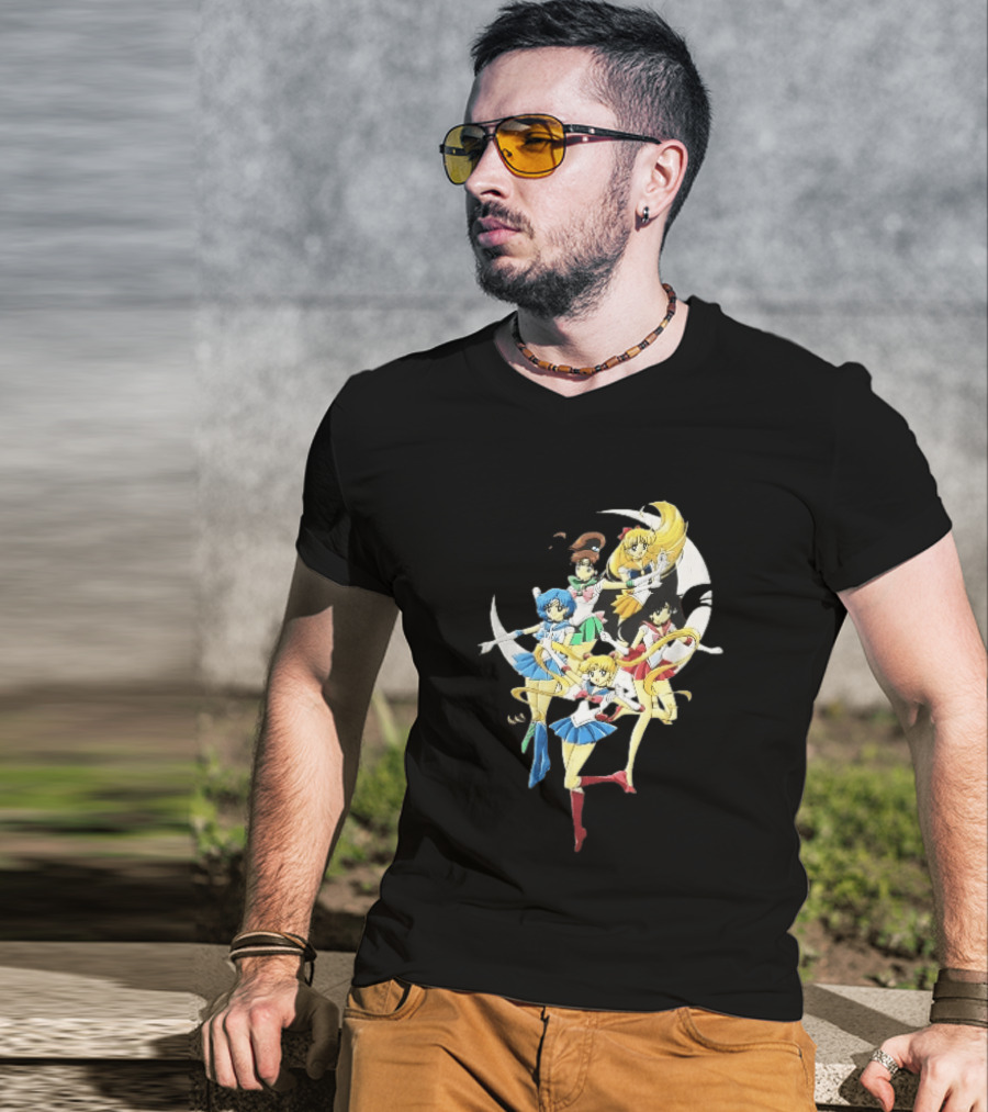 Sailor Moon Crescent Five Guardians Distressed Cartoon T-Shirt