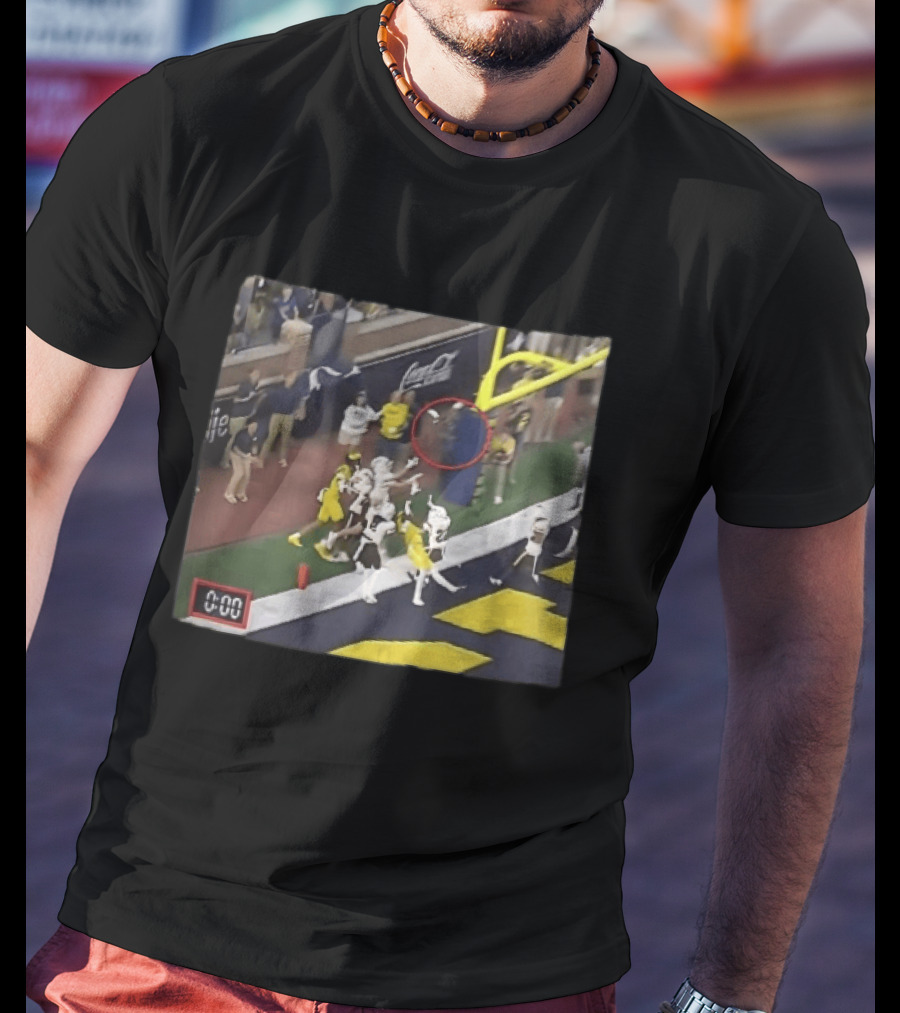 Michigan Wolverines NCAA Football Endzone Goalpost Red Circles 0:00 Photo T-Shirt