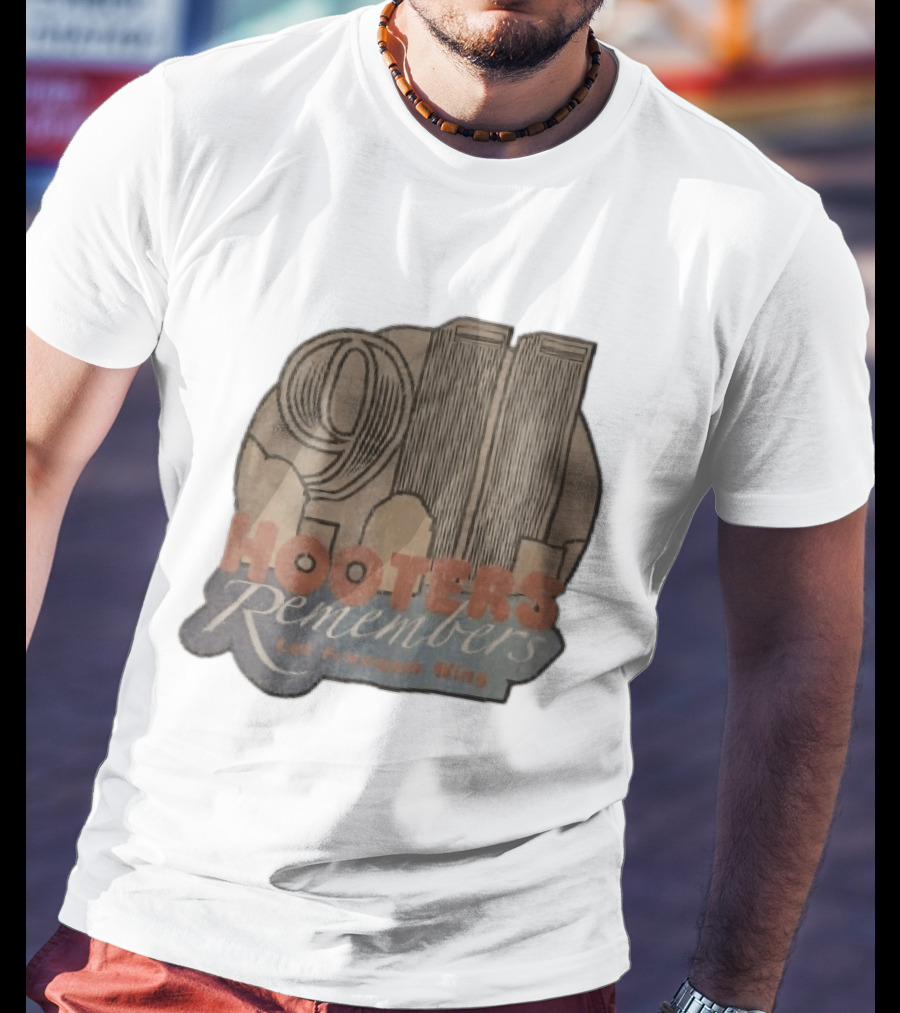 Hooters 911 Remembers Let Freedom Wing Twin Towers City Skyline T-Shirt