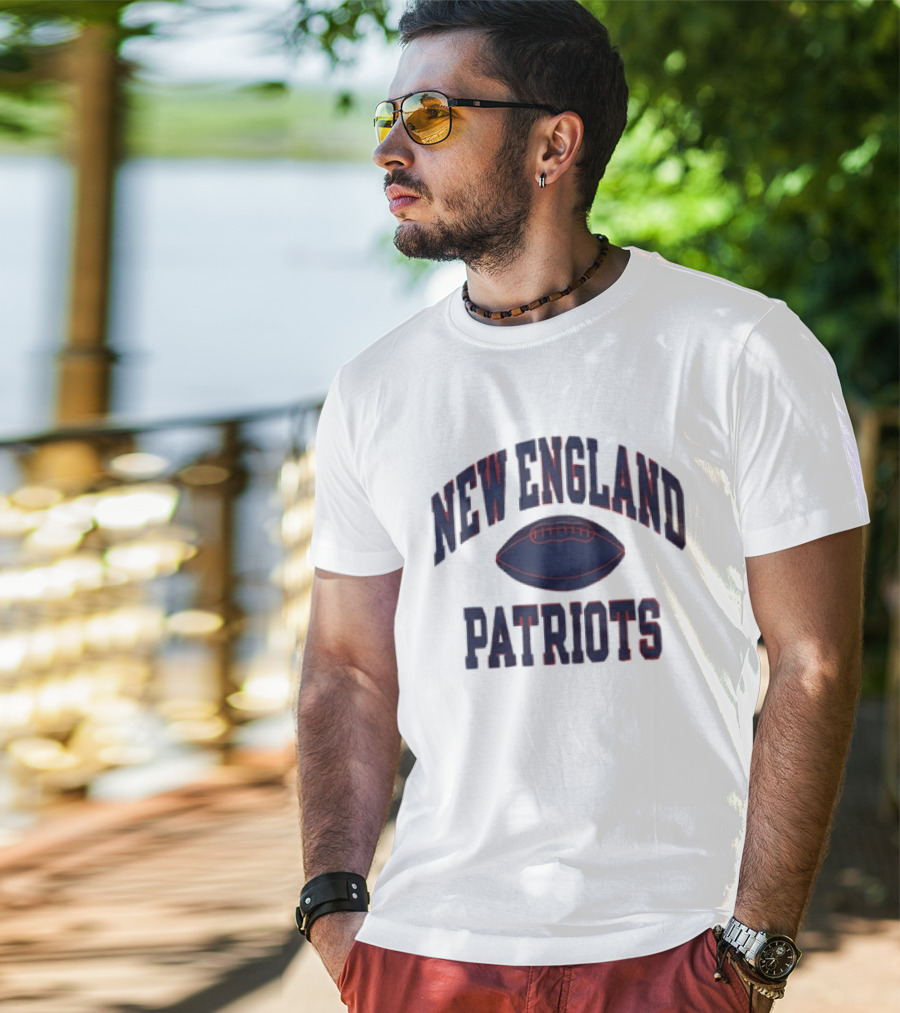New England Patriots Gridiron Lightweight Football T-Shirt