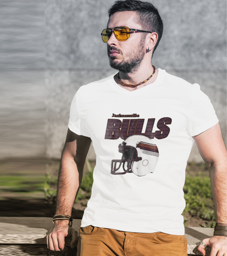 Jacksonville Bulls USFL Distressed Football Helmet T-Shirt