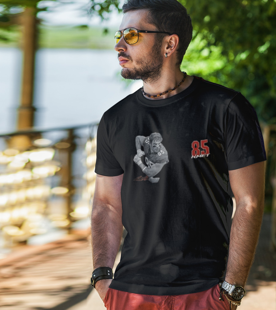 85 Kmet Monochrome Football Action Pose Red Jersey Number T-Shirt