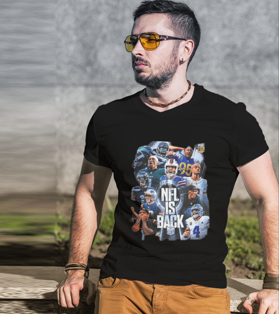 Fox NFL Is Back Vince Lombardi Trophy Football Player Collage T-Shirt