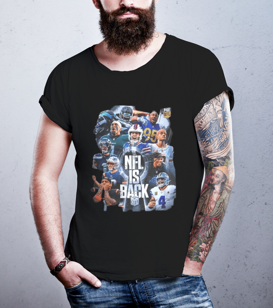 Fox NFL Is Back Vince Lombardi Trophy Football Player Collage T-Shirt