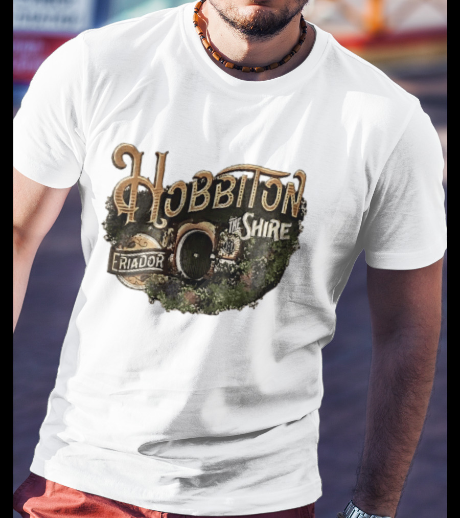 Hobbiton The Shire Eriador Green Hobbit Hole Door T-Shirt