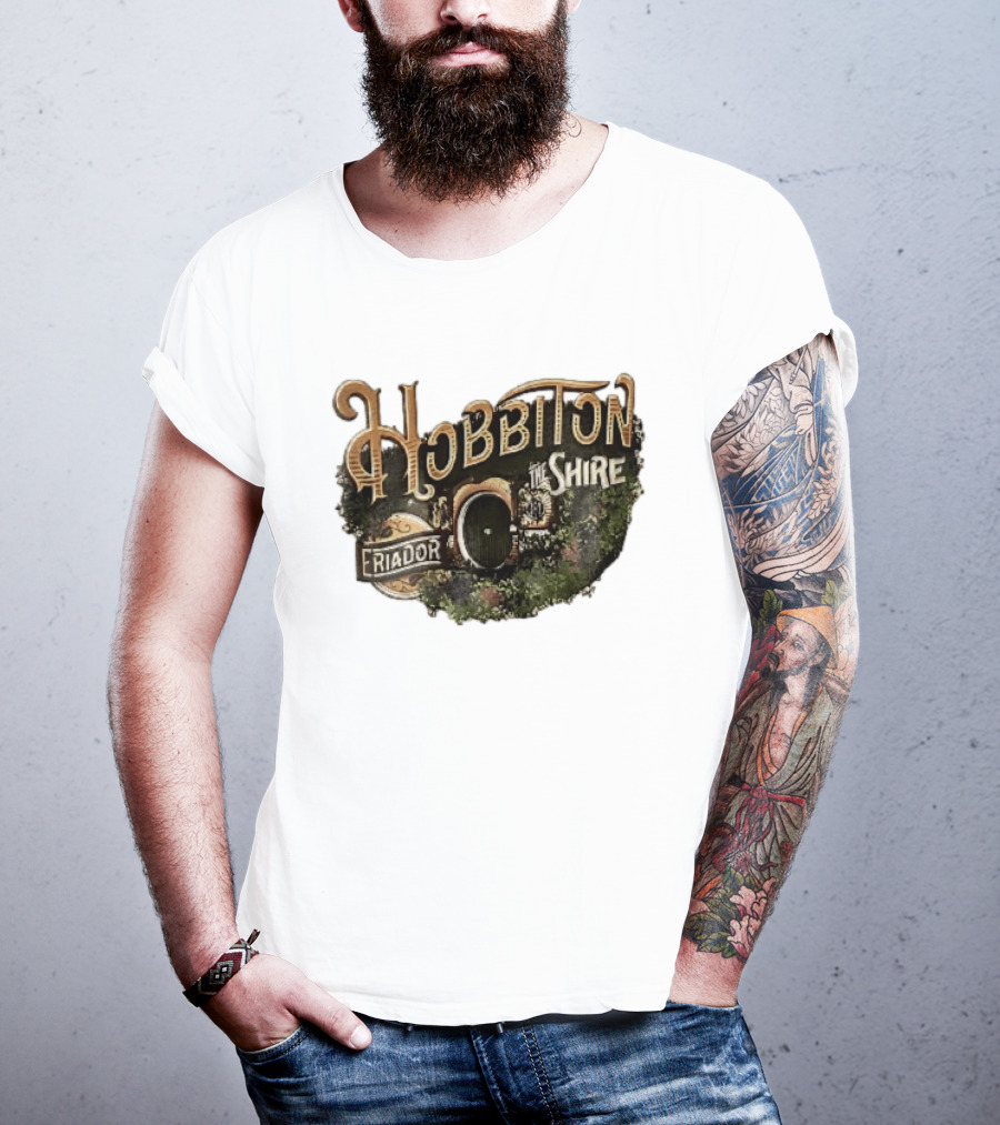 Hobbiton The Shire Eriador Green Hobbit Hole Door T-Shirt