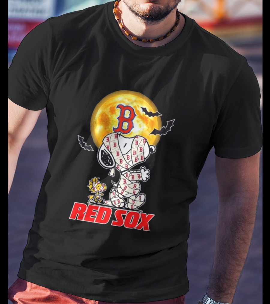 Boston Red Sox Halloween Snoopy Woodstock Mummy Cosplay Moon Bats T-Shirt
