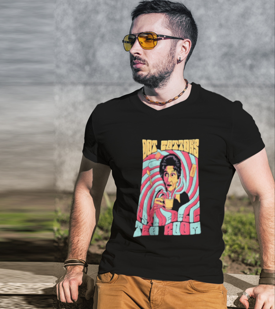 Dot Cotton's Psychedelic Tea Room Eastenders Retro Swirl T-Shirt