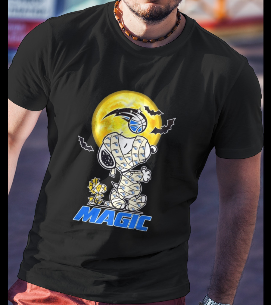 Orlando Magic Snoopy Woodstock Halloween Mummy Cosplay With Moon And Bats T-Shirt