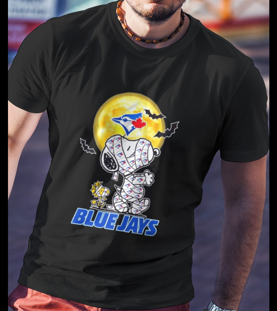 Toronto Blue Jays Halloween Snoopy Woodstock Mummy Cosplay Full Moon Bats T-Shirt