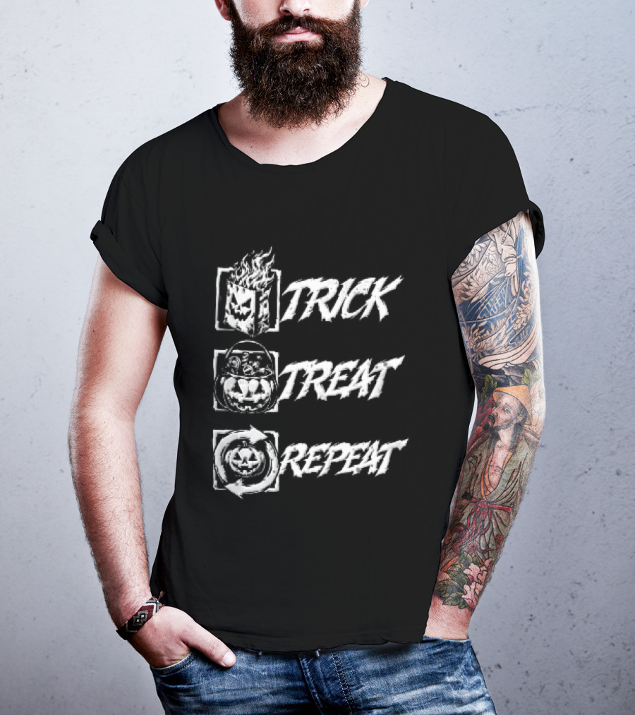 Trick Treat Repeat Flaming Bag Candy Bucket Pumpkin Motif T-Shirt