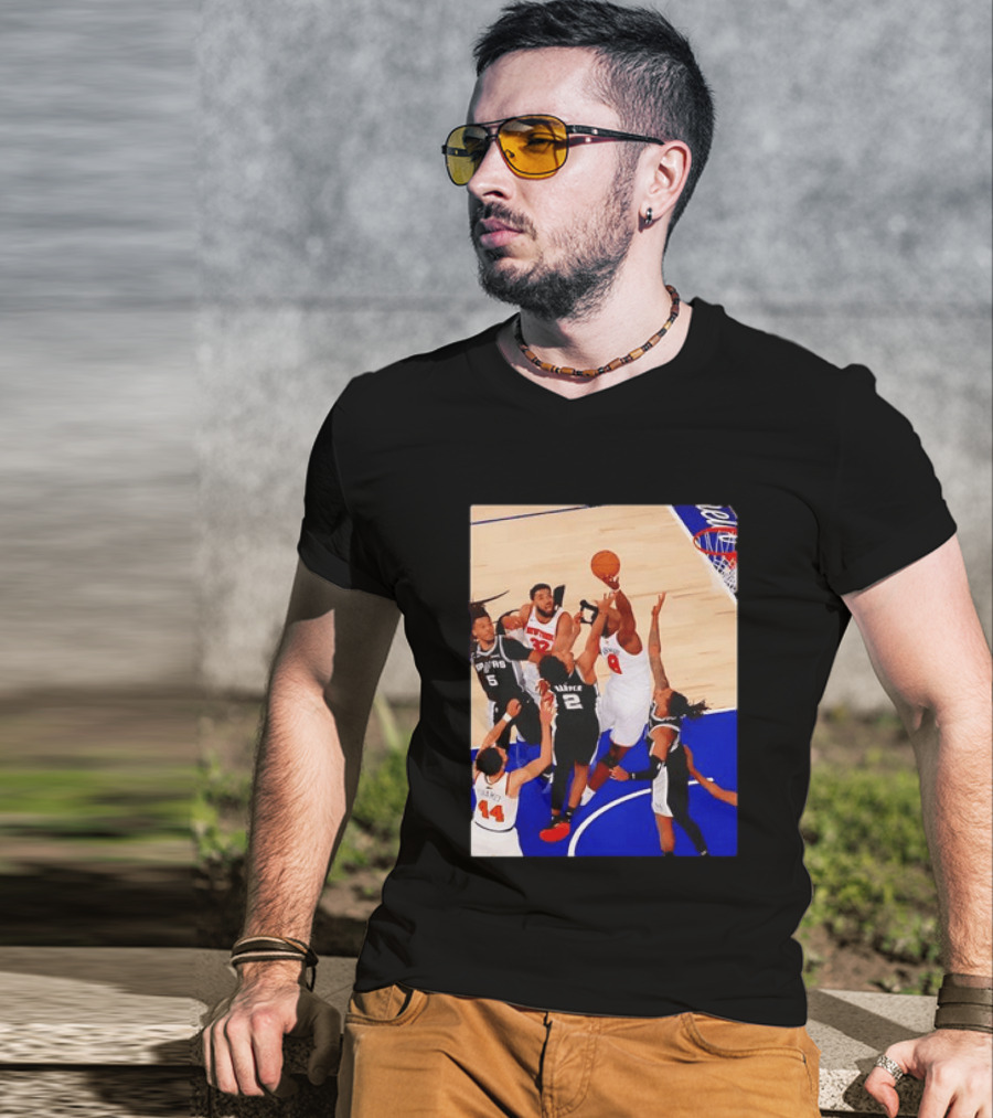 The Putback With OG Knicks Dunking Against Spurs T-Shirt