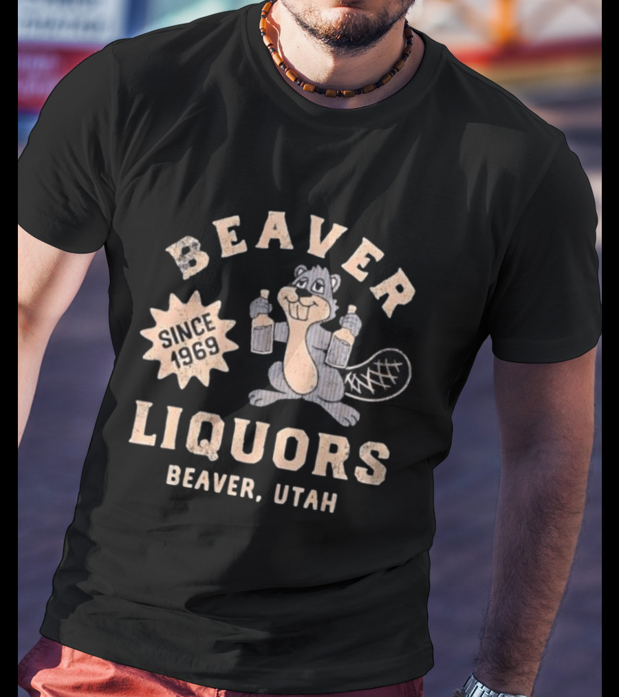 Beaver Liquors Since 1969 Beaver Utah Retro Beaver With Bottles T-Shirt
