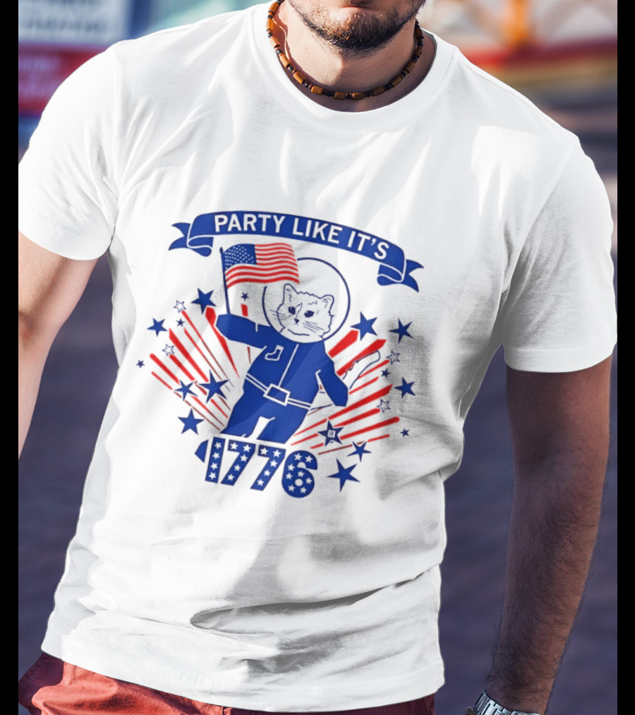 Party Like It's 1776 Cat Astronaut With Flag And Stars T-Shirt