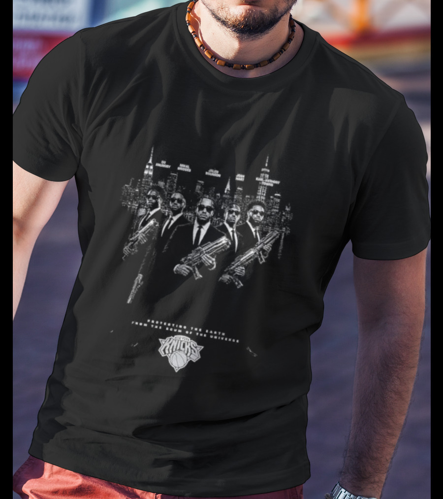 New York Knicks Protecting The Earth From The Scum Of The Universe Cityscape And Action Figures T-Shirt