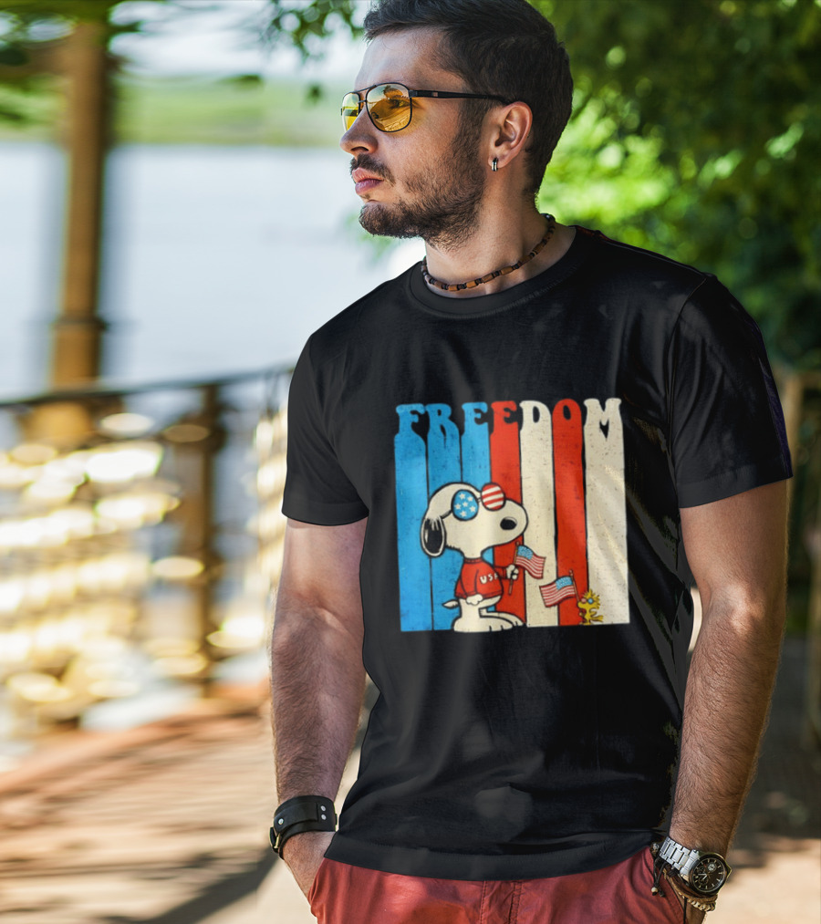 Freedom Snoopy Woodstock Peanuts USA 250th Anniversary Patriotic Celebration T-Shirt