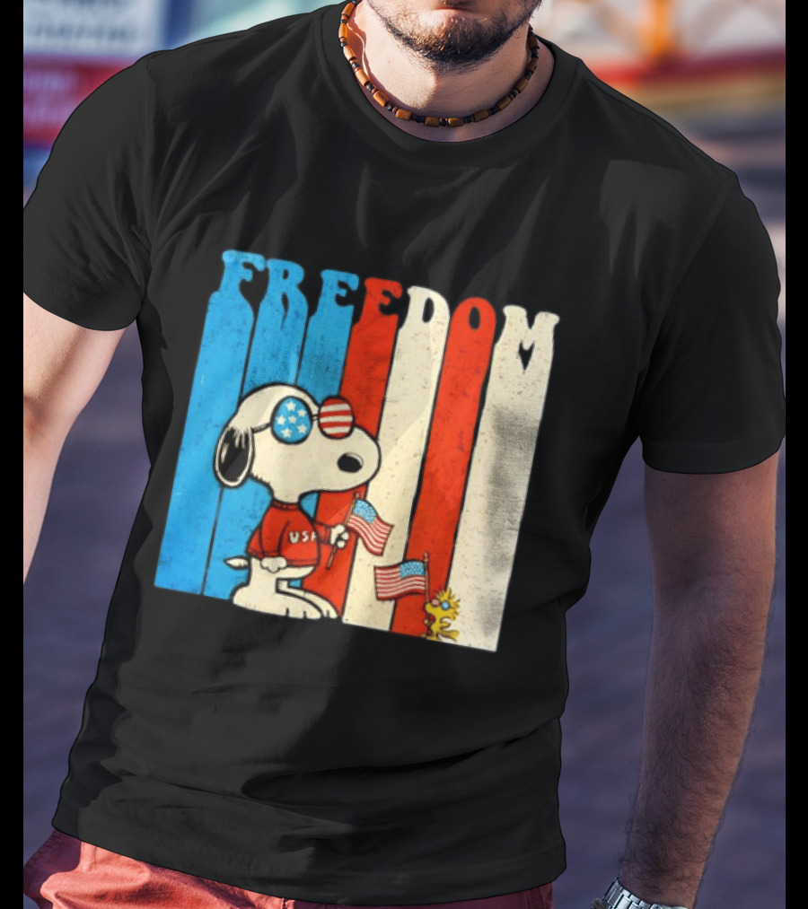 Freedom Snoopy Woodstock Peanuts USA 250th Anniversary Patriotic Celebration T-Shirt