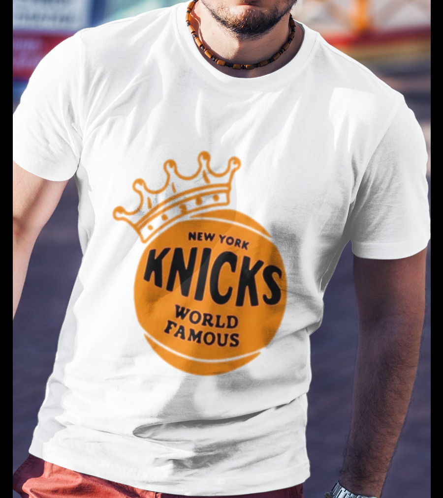 New York Knicks NBA Basketball World Famous Crown T-Shirt