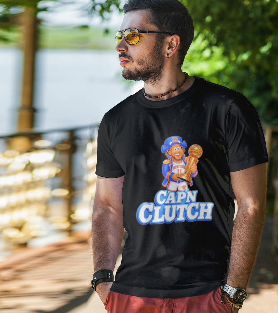 Cap'n Clutch Jalen Brunson New York Knicks Trophy Celebration T-Shirt