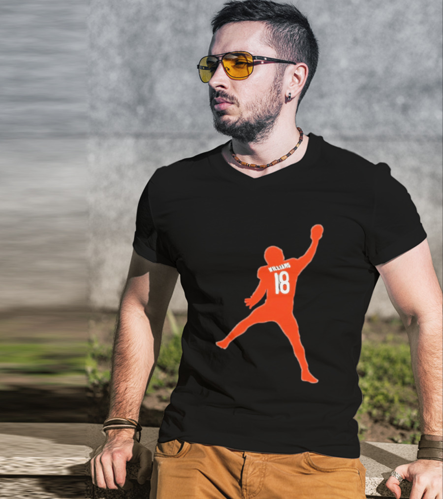 Chicago Bears Caleb Williams 18 Iceman Football Player T-Shirt