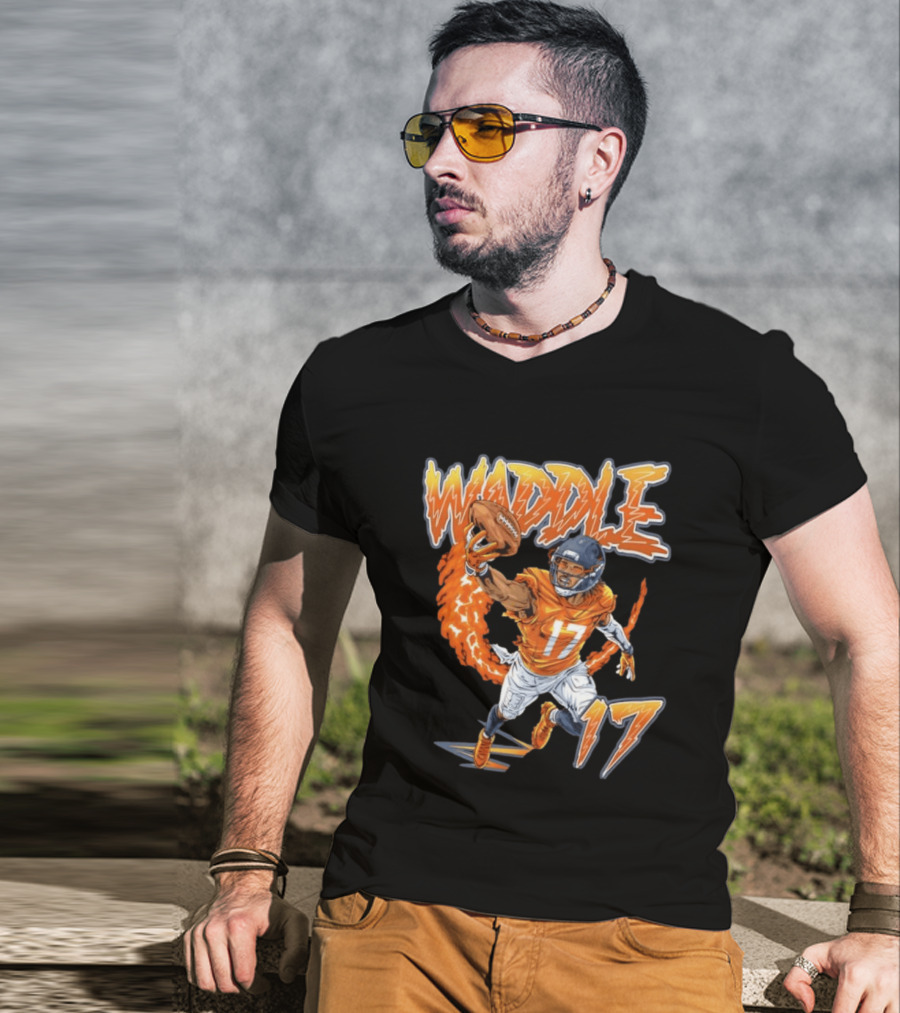 Waddle Number 17 Miami Football Player T-Shirt