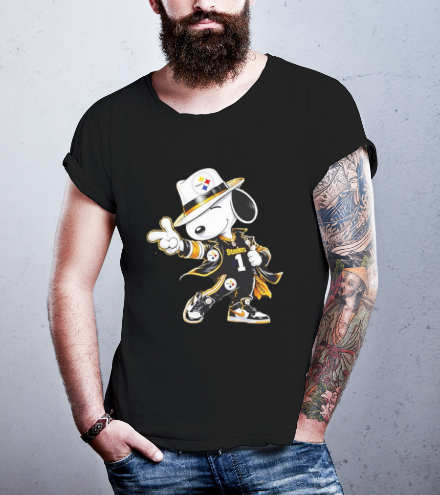 Snoopy Steelers 1 Pittsburgh Steelers Football Peanuts T-Shirt