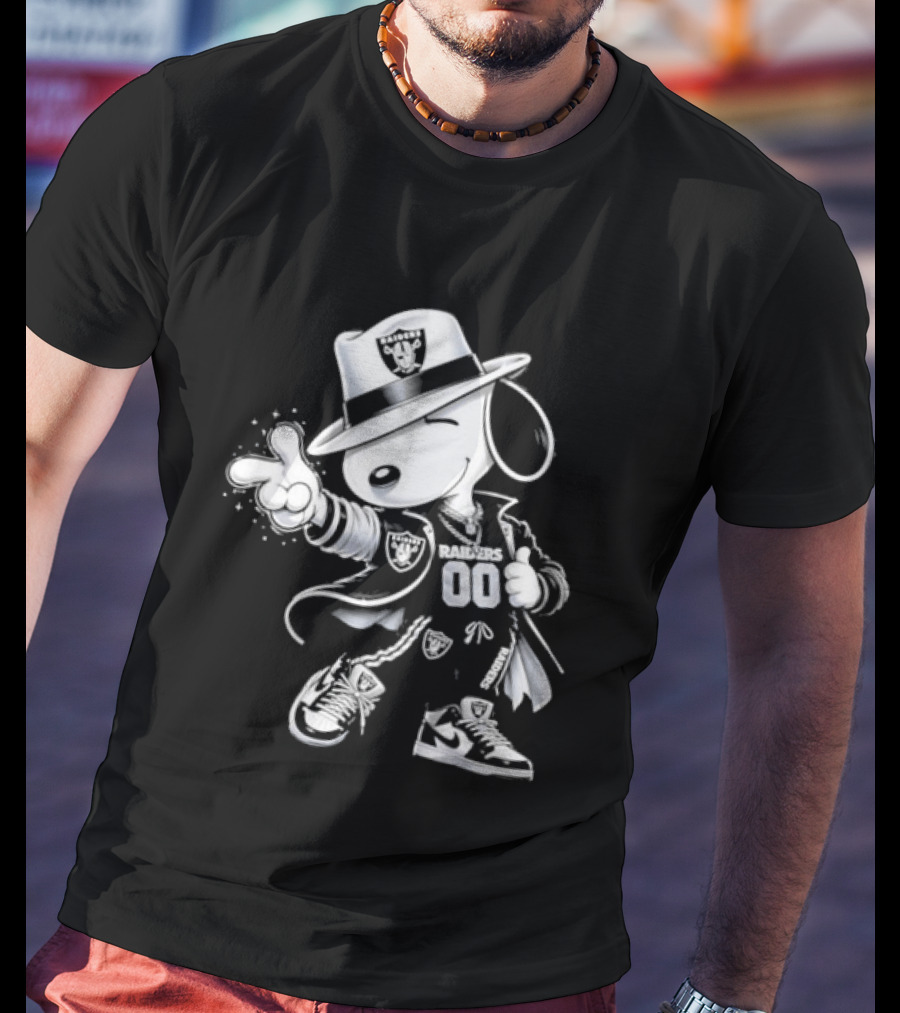 Snoopy X Las Vegas Raiders 00 Football Character With Team Symbol In White T-Shirt