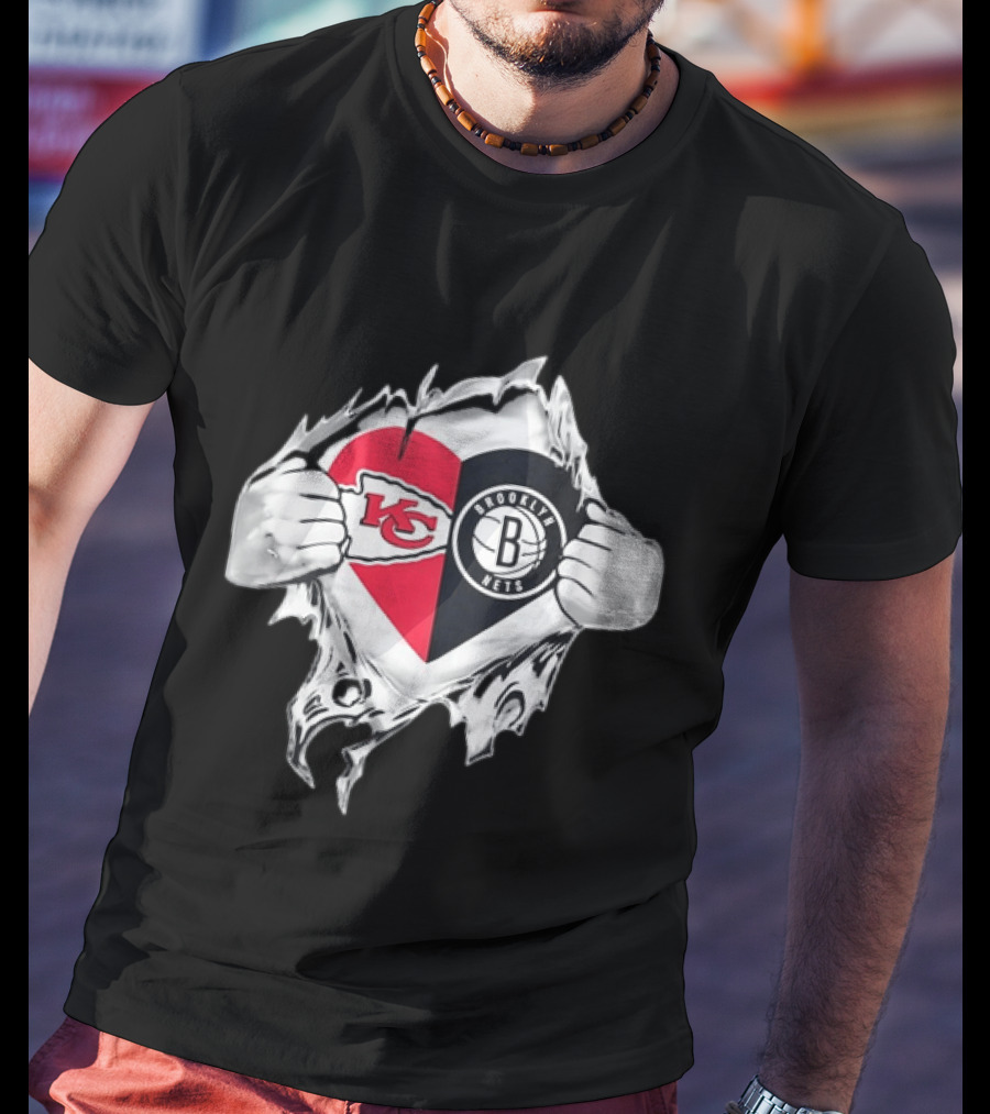 Kansas City Chiefs Brooklyn Nets Torn Heart Fan T-Shirt