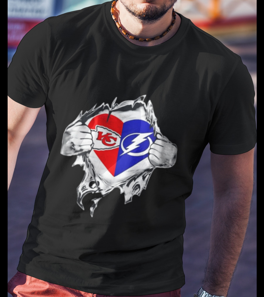 Kansas City Chiefs Heart Ripping Tampa Bay Lightning NFL NHL T-Shirt