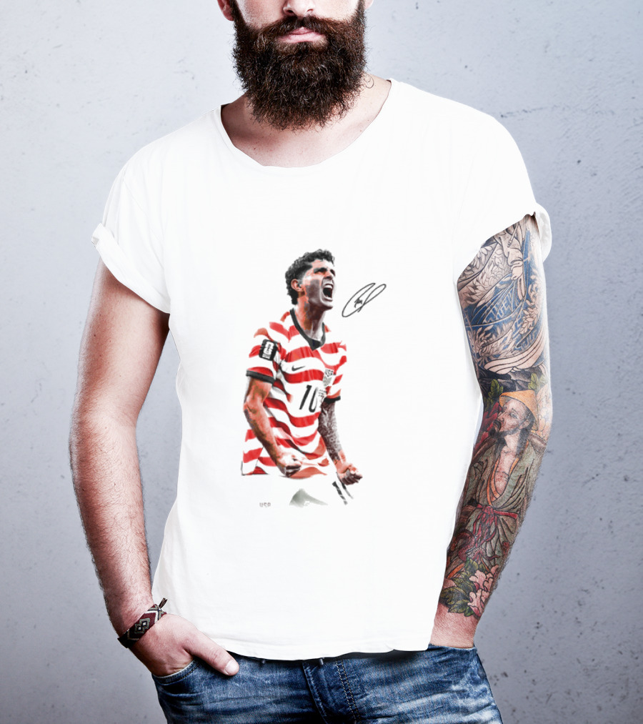 USA 10 Christian Pulisic Soccer Star Jersey Signature T-Shirt