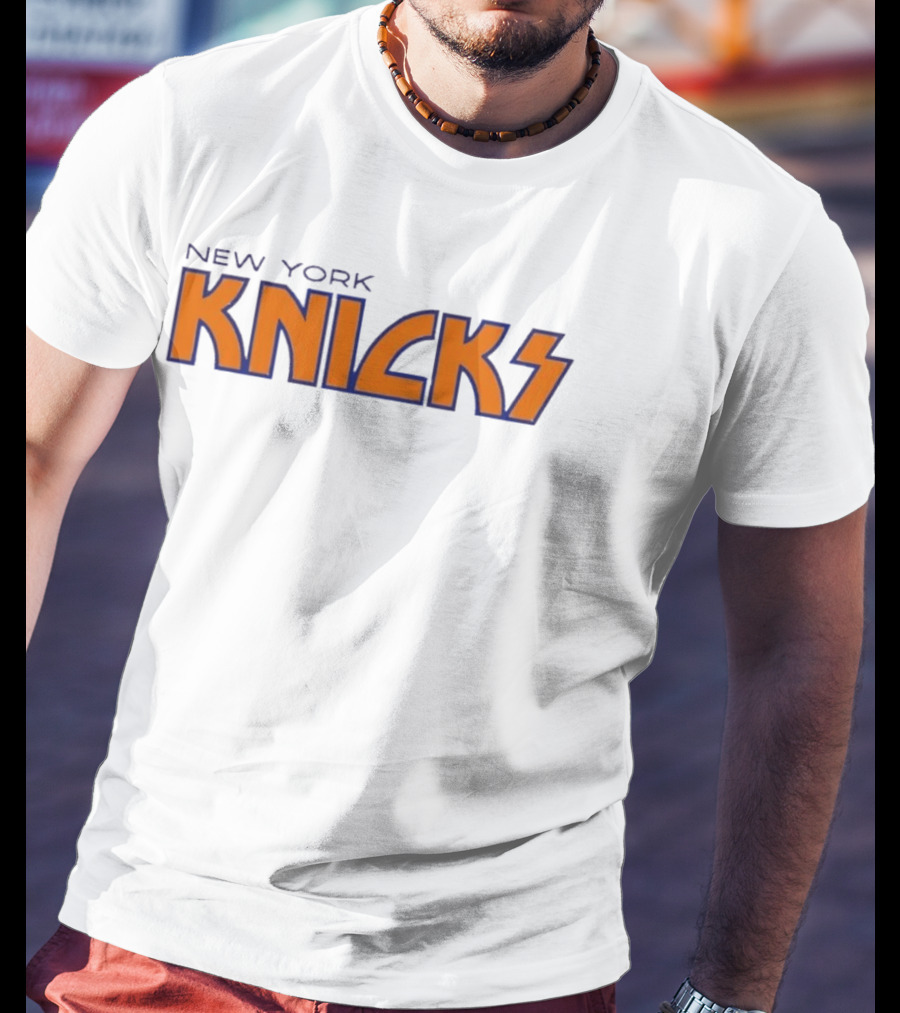 New York Knicks Team Logo Classic NBA Basketball Fan T-Shirt