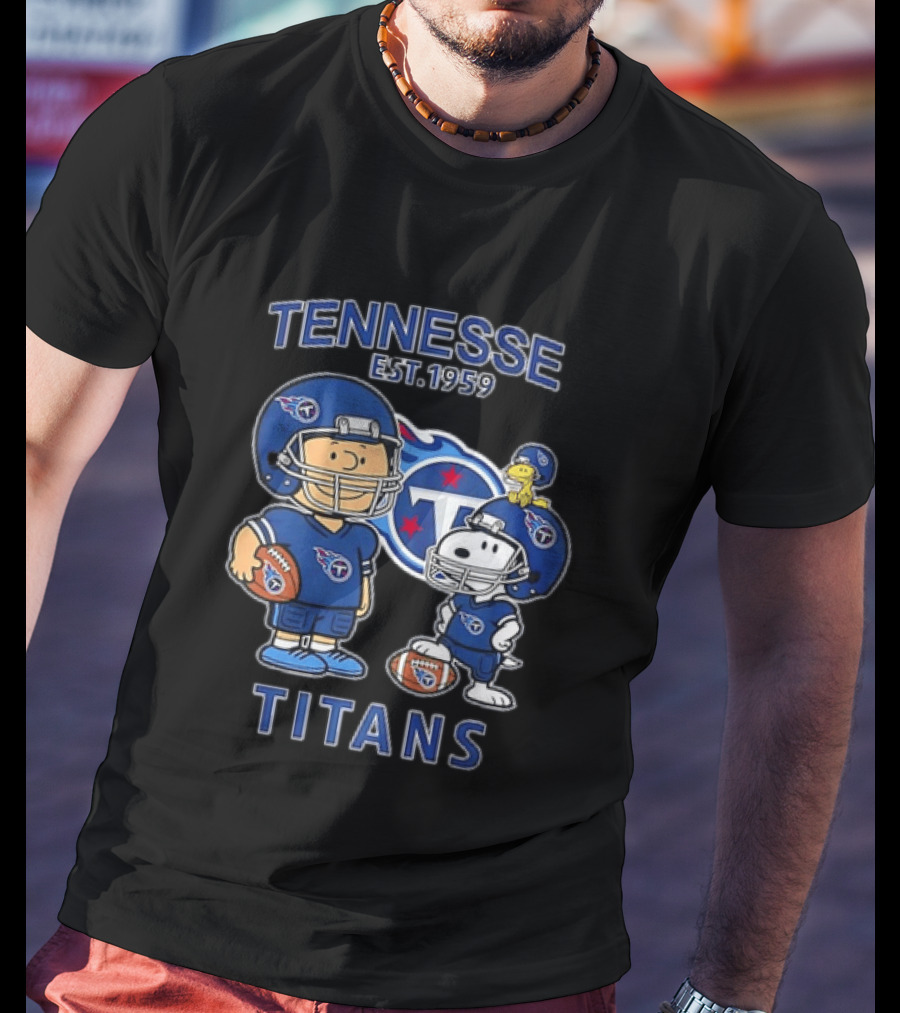 Tennessee Titans EST 1959 Charlie Brown And Snoopy Football T-Shirt
