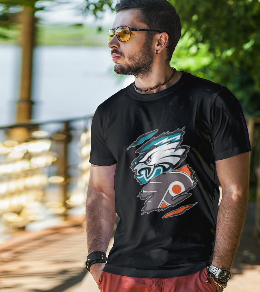 Philadelphia Eagles And Philadelphia Flyers Ripped Tear Sports Team T-Shirt