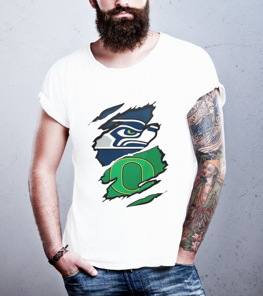 Seattle Seahawks Oregon Ducks Ripped Skin Effect NFL College Team Spirit T-Shirt