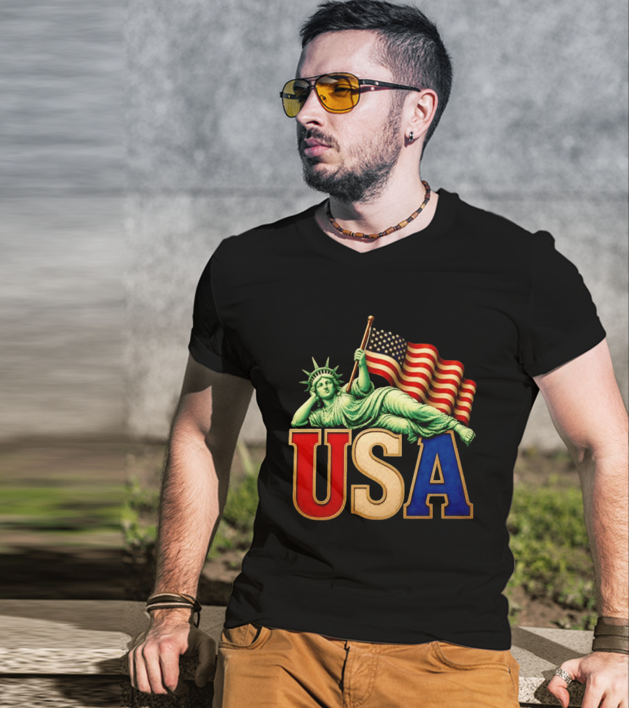 Statue Of Liberty USA Flag Patriotic T-Shirt