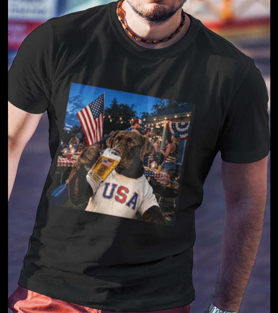 USA Chocolate Lab Drinking Beer American Flag 4th Of July Dog T-Shirt