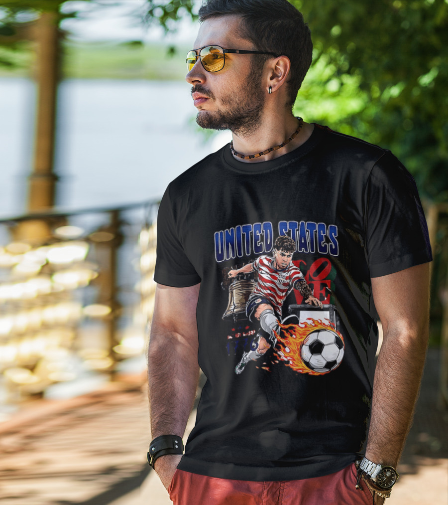 Christian Pulisic United States Soccer Fireball Liberty Bell Established 1776 T-Shirt
