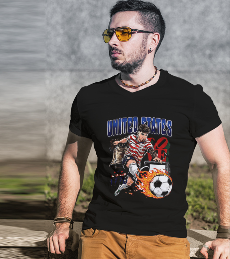 Christian Pulisic United States Soccer Fireball Liberty Bell Established 1776 T-Shirt