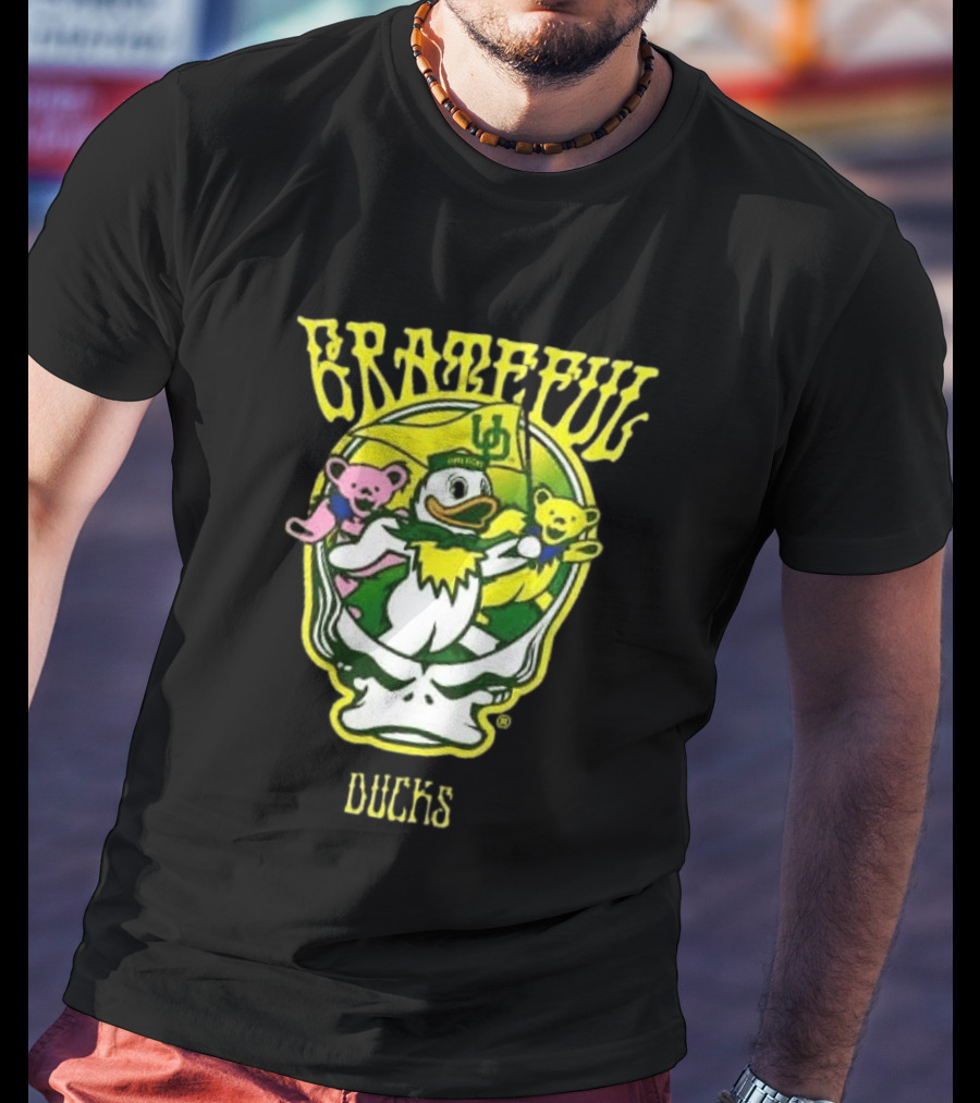 GratefulDucks Oregon Ducks 2025 Football Team Collaboration T-Shirt